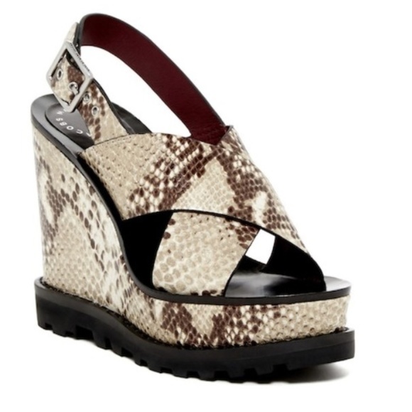 marc jacobs wedge sandals